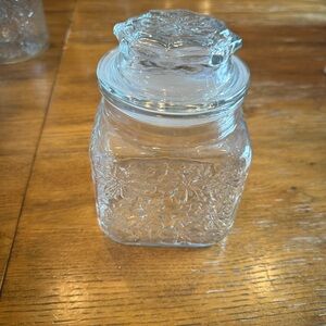 princess house fantation small square canister with lid worth